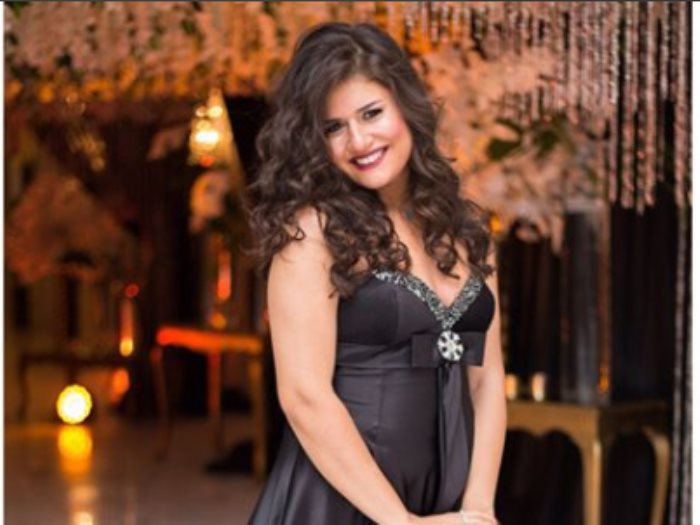 الفنانة الشابة ديانا هشام