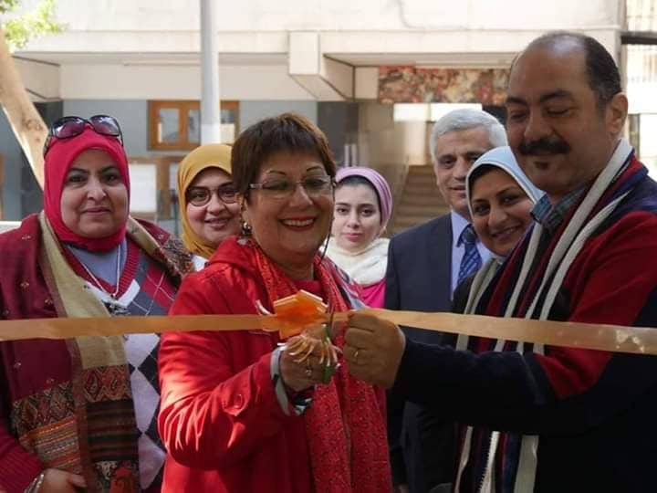 جامعة أسيوط تستقبل الفنانة الأرجنتينية  جامعة أسيوط تستقبل الفنانة الأرجنتينية