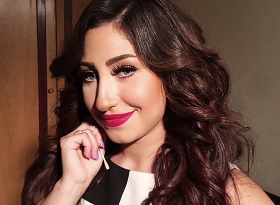 الفنانة بوسى 