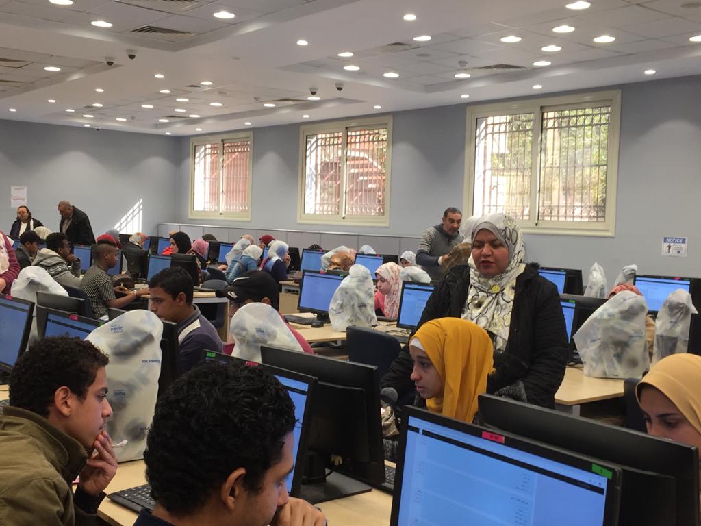 أول امتحان إلكتروني لطلاب تمريض عين شمس أول امتحان إلكتروني لطلاب تمريض عين شمس