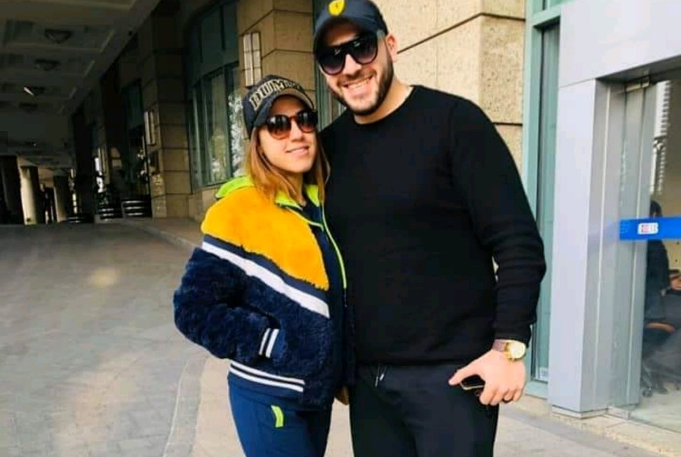 عمر وايمى طلعت