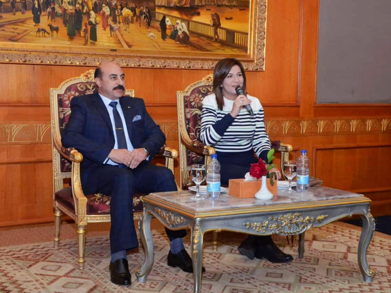 وزيرة الهجرة ومحافظ اسوان