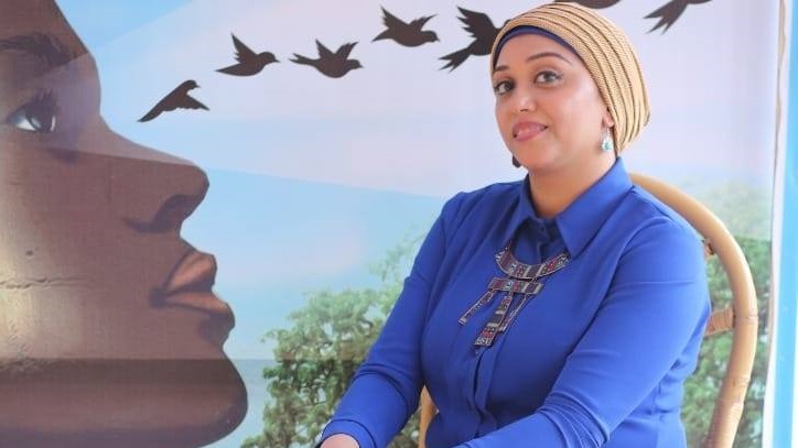 الصحفية رحاب بدر 