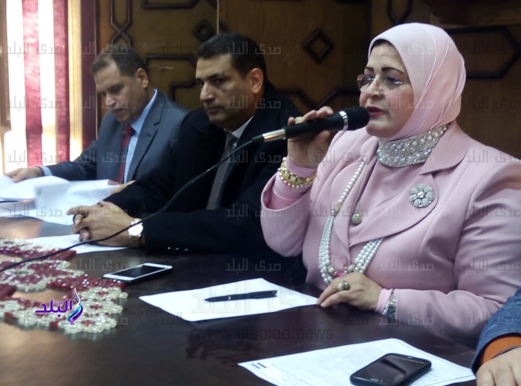 الدكتورة بثينة كشك  الدكتورة بثينة كشك