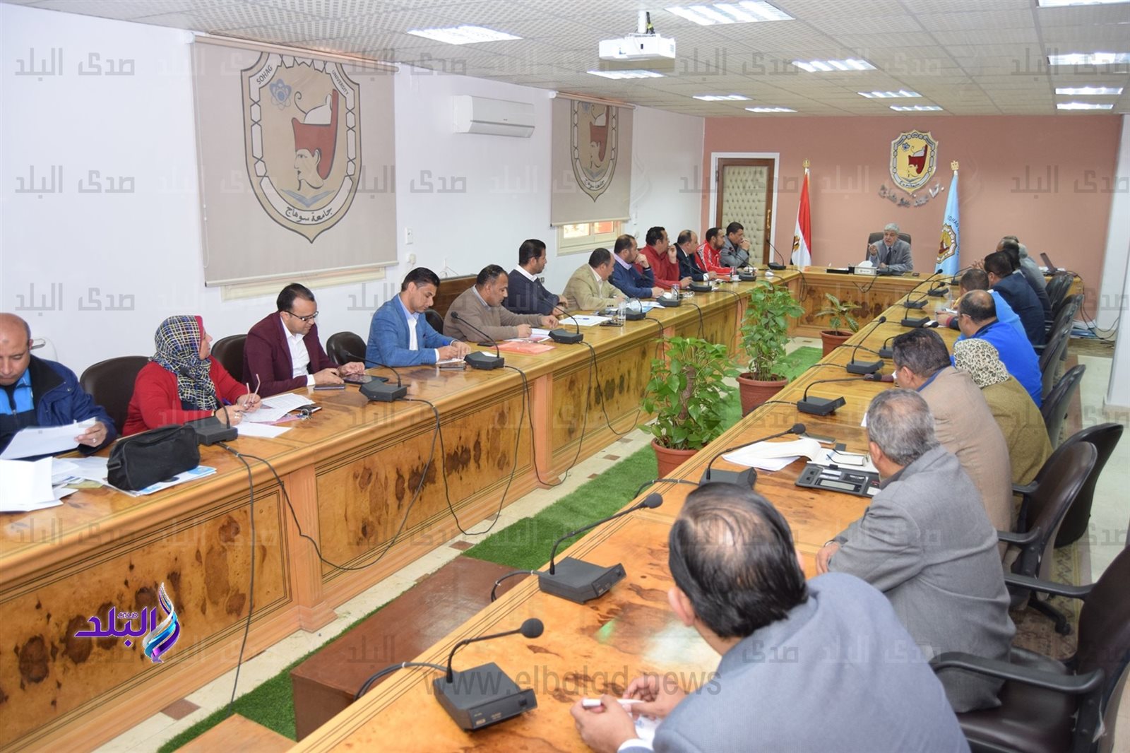  اللجان التنظيمية لاسبوع الجامعات المصرية الاول