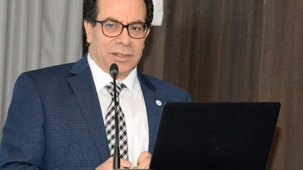 دكتور سعيد البطوطى