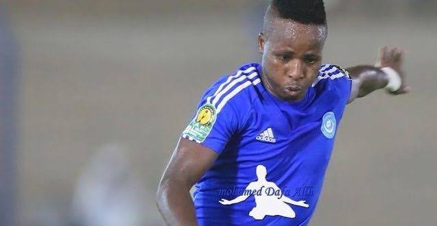 أطهر الطاهر لاعب نادي الهلال السوداني