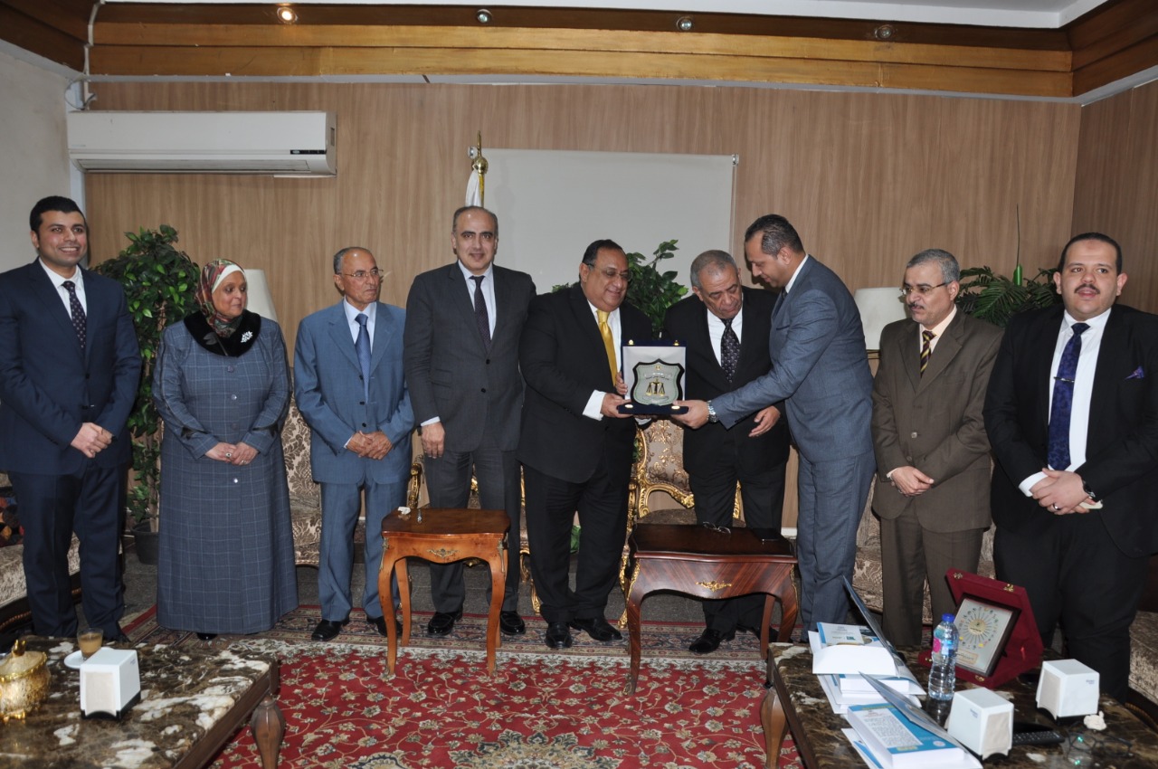 جامعة حلوان 