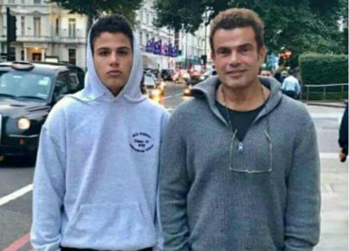 عمرو دياب وابنه عبدالله 