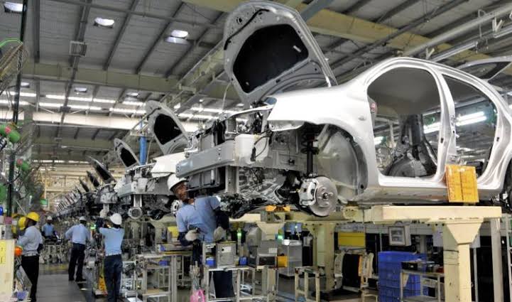 أنشطة المصانع باليابان تنكمش