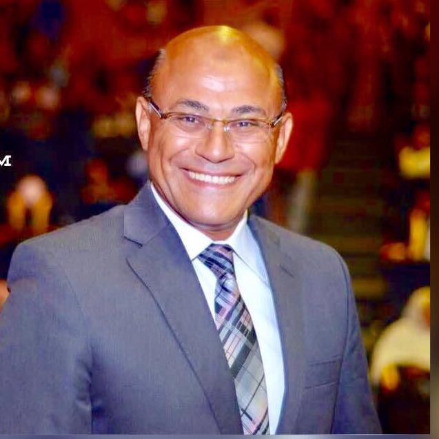 الدكتور ماجد عبد العظيم