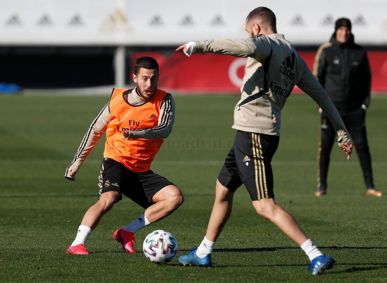 بنزيما - هازارد لاعبا ريال مدريد