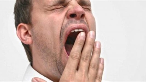 هل التثاؤب عند قراءة القرآن حسد ؟