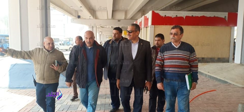 رئيس حي شرق مدينة نصر يتفقد تطوير عزبة الهجانة رئيس حي شرق مدينة نصر يتفقد تطوير عزبة الهجانة