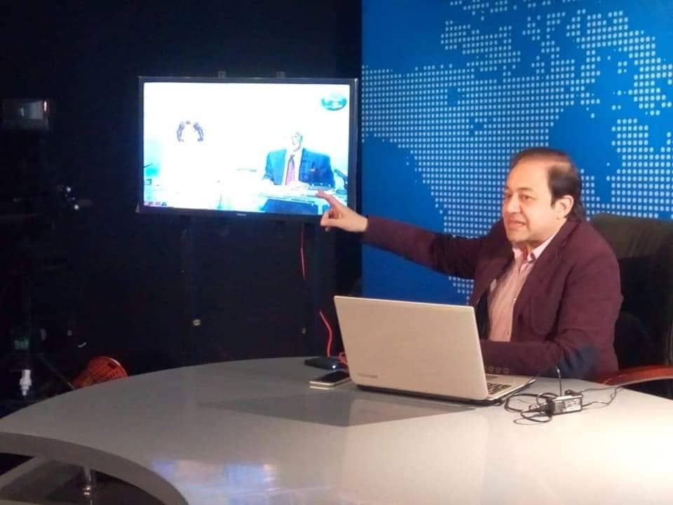 إعلام القاهرة تنظم دورة لتقديم النشرات الأخبارية.