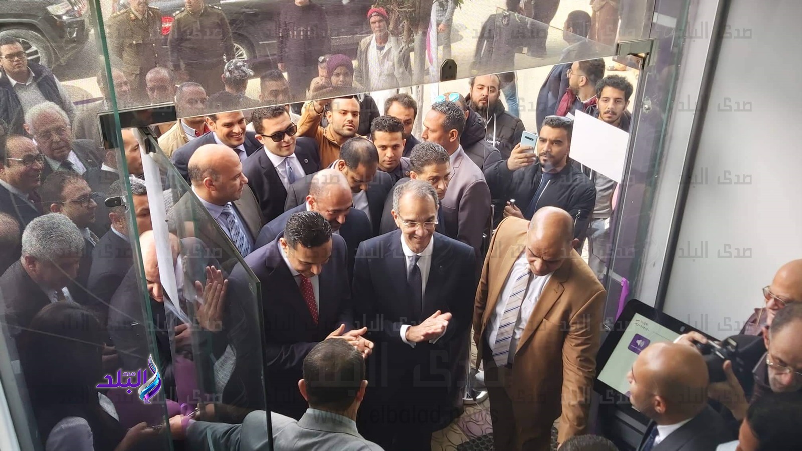 الدكتور عمرو طلعت وزير الاتصالات