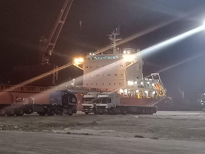 السفينه الصينية بميناء دمياط  السفينه الصينية بميناء دمياط