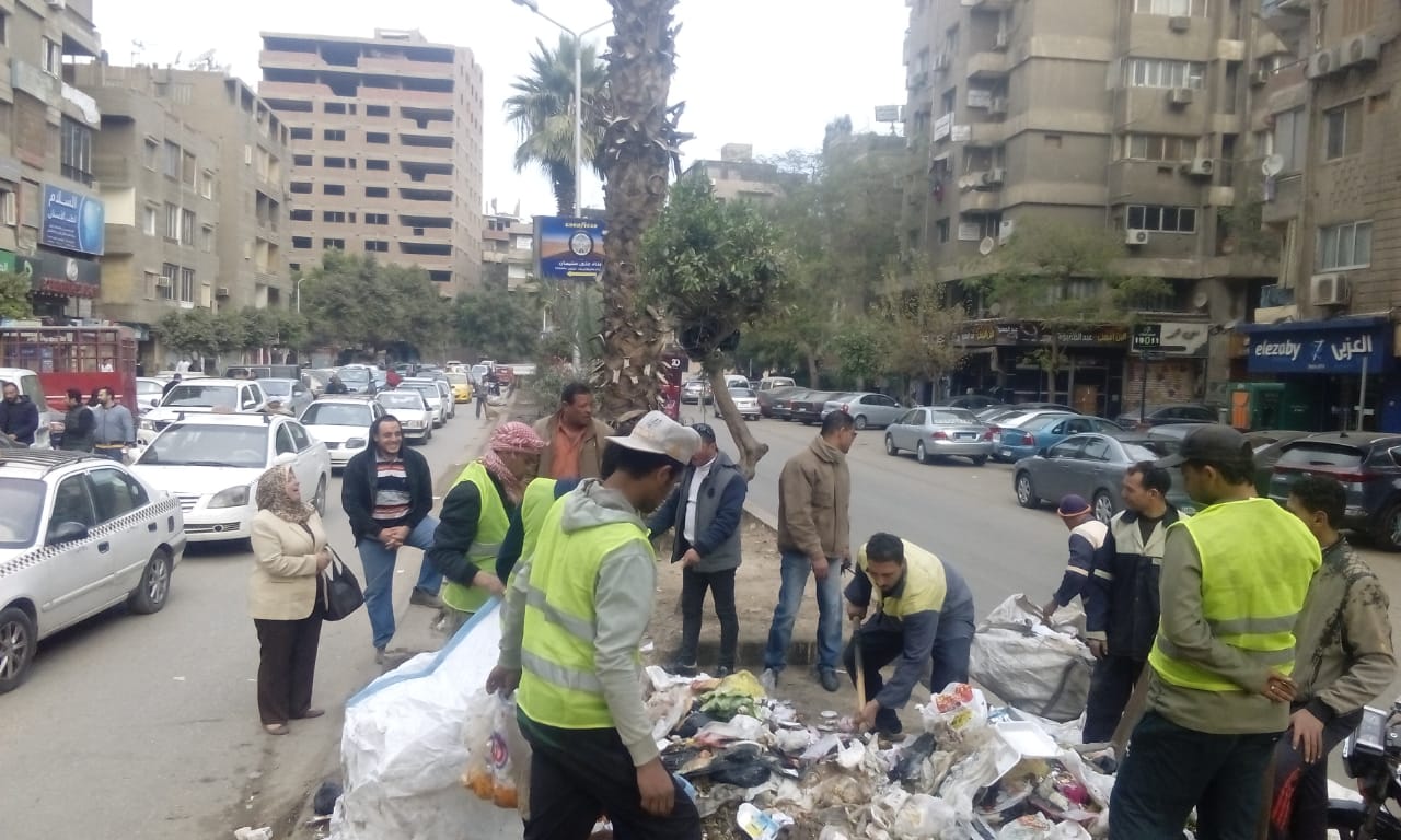 القمامة في شوارع الجيزة