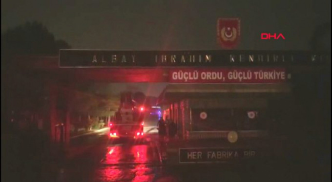 اندلاع حريق بموقع عسكري في اسطنبول