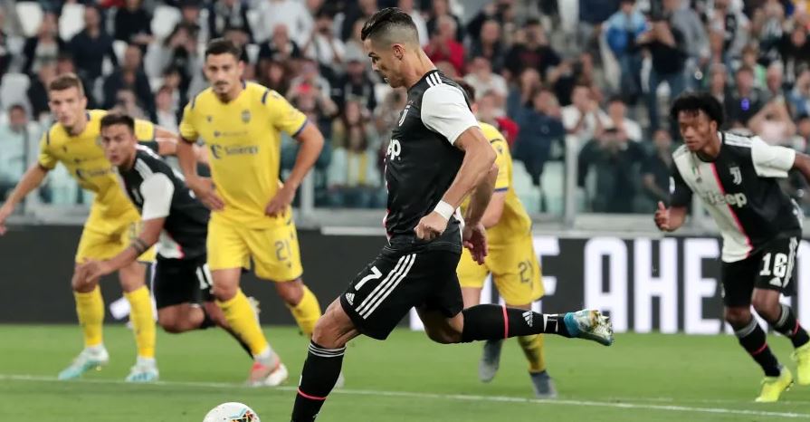 هيلاس فيرونا ضد يوفنتوس