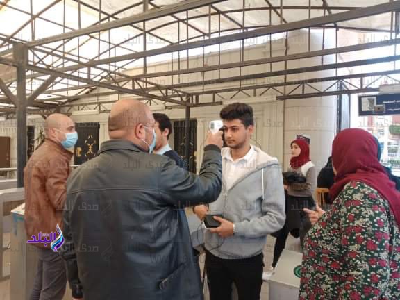 عودة الدراسة وسط اجراءات صحية لحماية الطلاب من الامراض