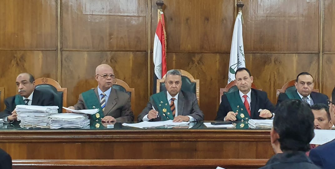 هيئة المحكمة أثناء نظر الجلسة - مجلس الدولة 