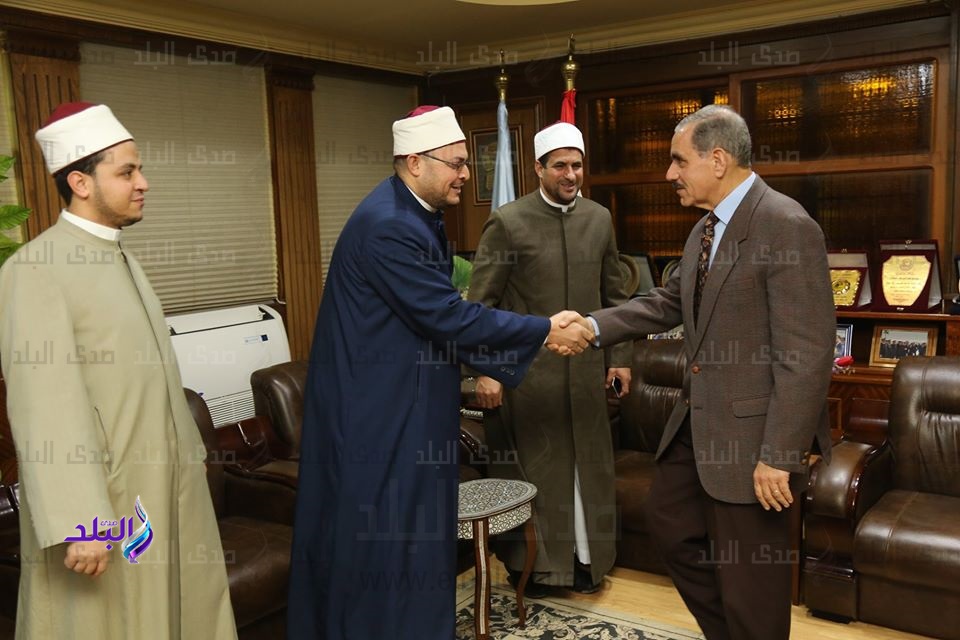 محافظ كفر الشيخ يشهد انطلاق القوافل الدعوية لمحاربة التطرف