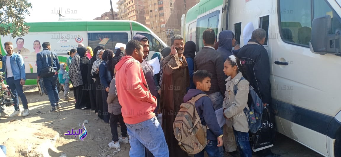  قافلة طبية بعزبة الهجانة