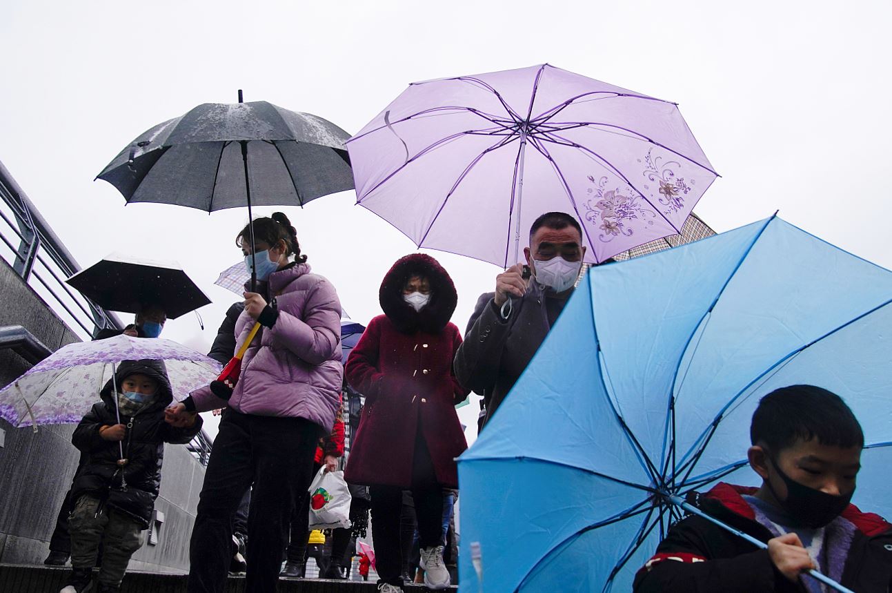 ارتفاع حالات الإصابة بفيروس كورونا في سنغافورة إلى 43 شخصًا