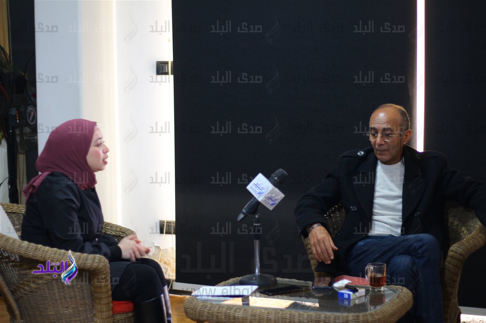 الطيار أشرف أبو اليسر ومحررة صدى البلد