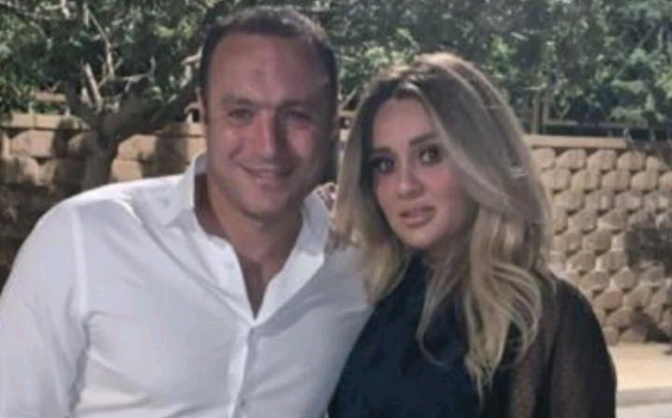 نادر السيد وزوجته