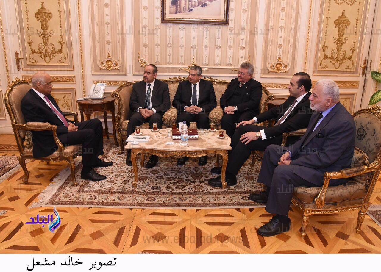 رئيس مجلس النواب يستقبل وزير الطيران المدنى