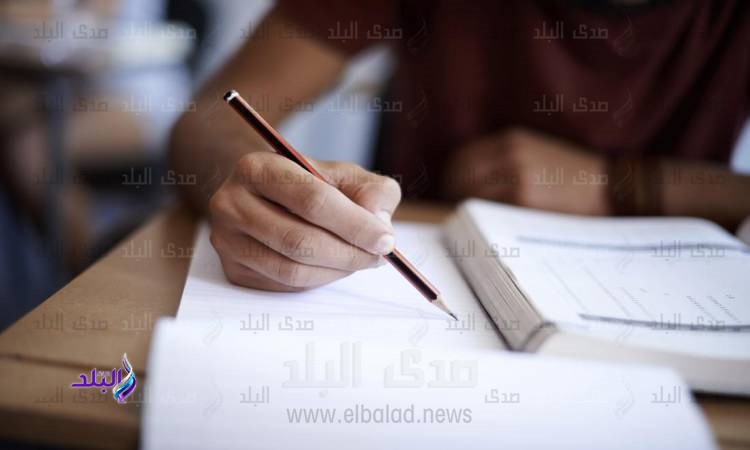 امتحانات الدبلومات الفنية
