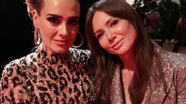 أديل تبهر معجبيها