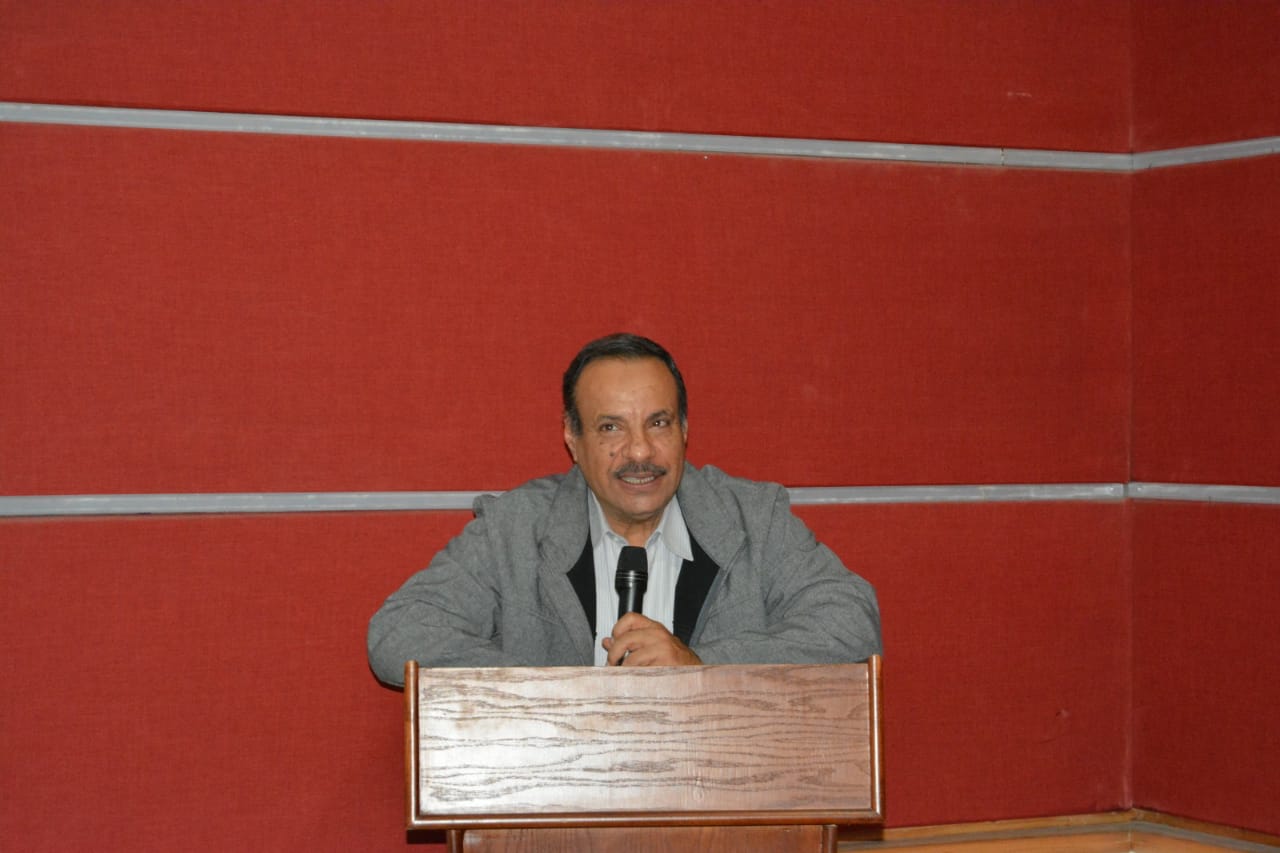 الدكتور محمد العزازى 