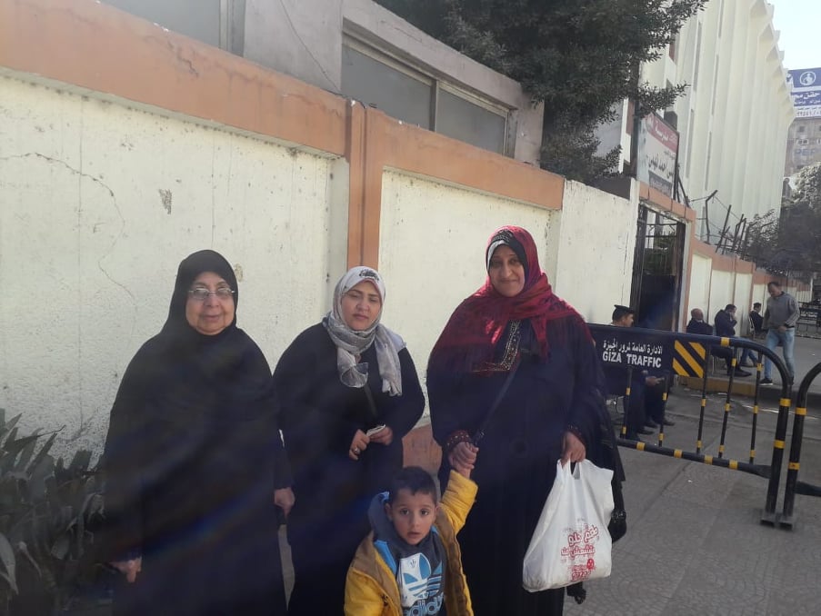 استمرار توافد الناخبين