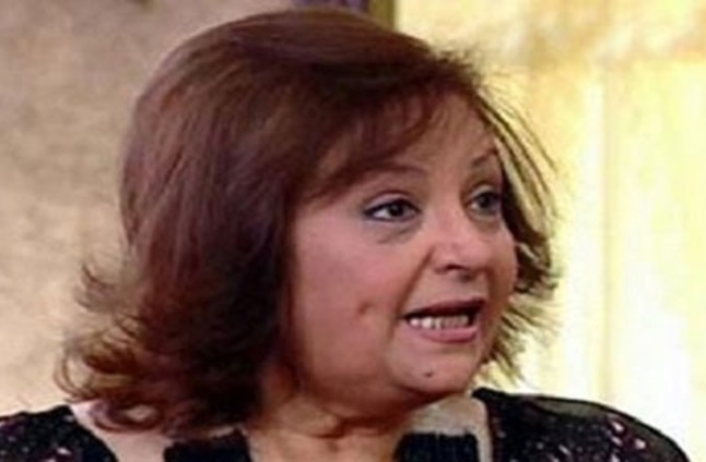 زيزى مصطفى 