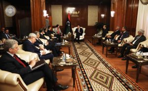 قائد الجيش الليبي يتفق مع وزير خارجية إيطاليا على التأمين
