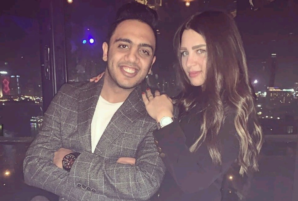 اوس اوس وزوجته
