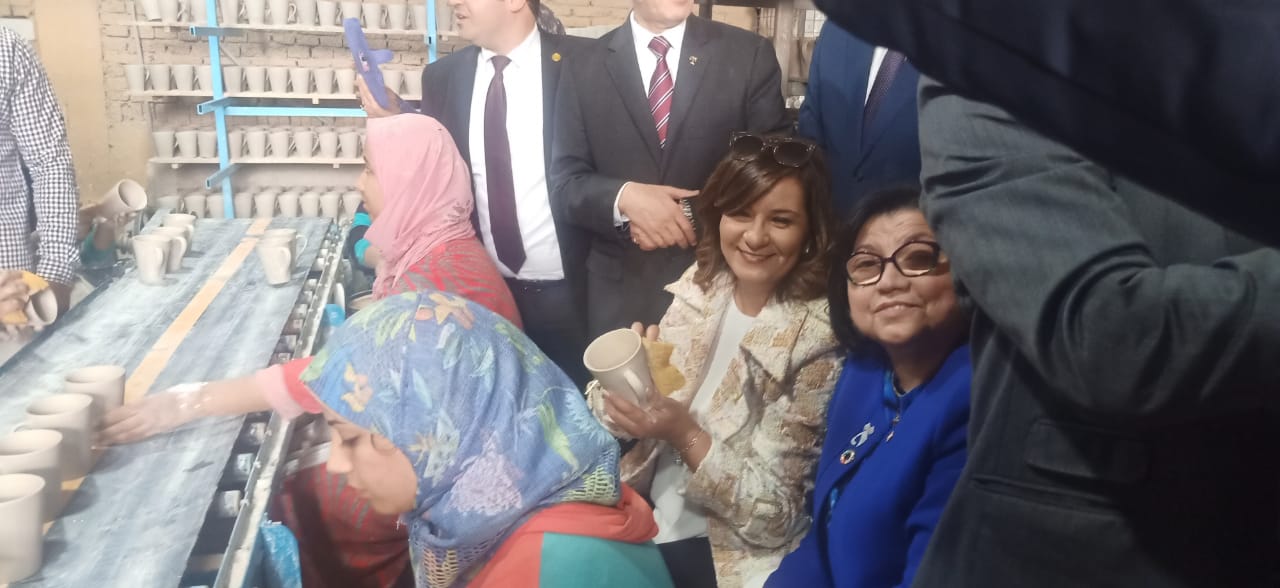 وزيرة الهجرة
