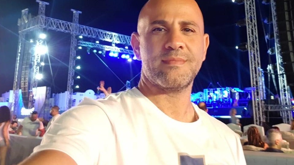 عزيز الشافعي 