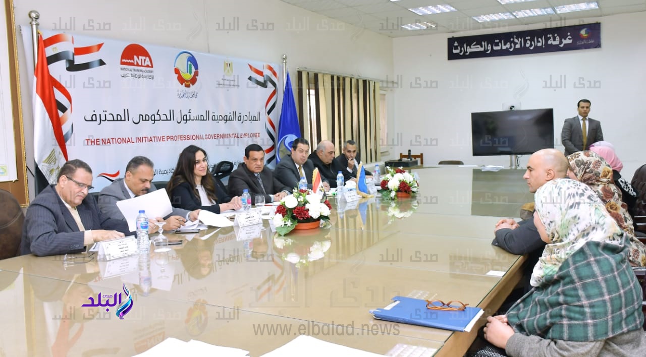 اللواء هشام آمنة محافظ البحيرة 
