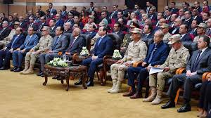 السيسي يتفقد عدد من خطوط الانتاج في مصنع 300 الحربي