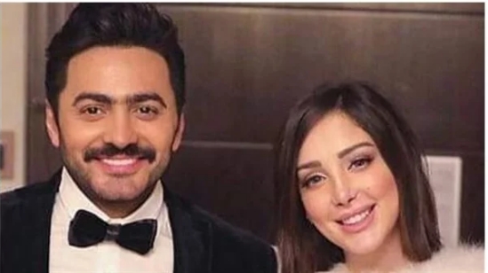زوجة تامر حسنى