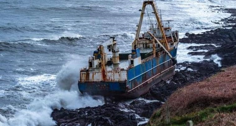 سفينة "أشباح"