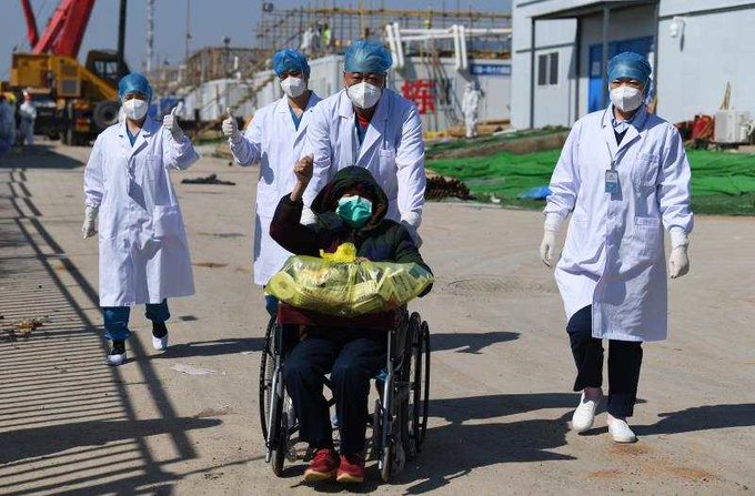 متعافي من كورونا 