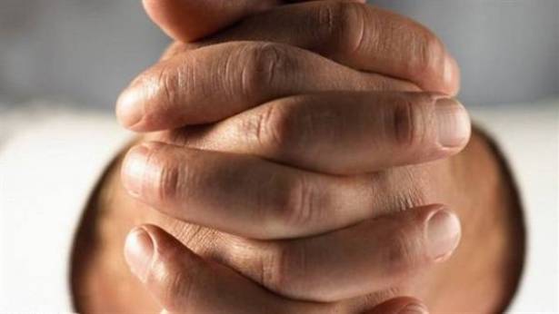 حكم فرقعة الأصابع في الصلاة