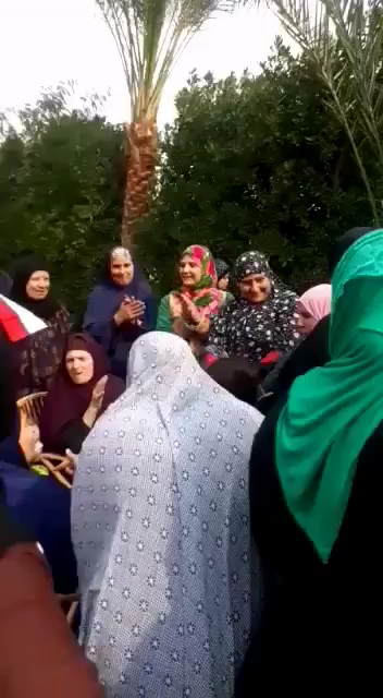 سيدات الجيزة تحتفل بفوز أبو العينين في الانتخابات