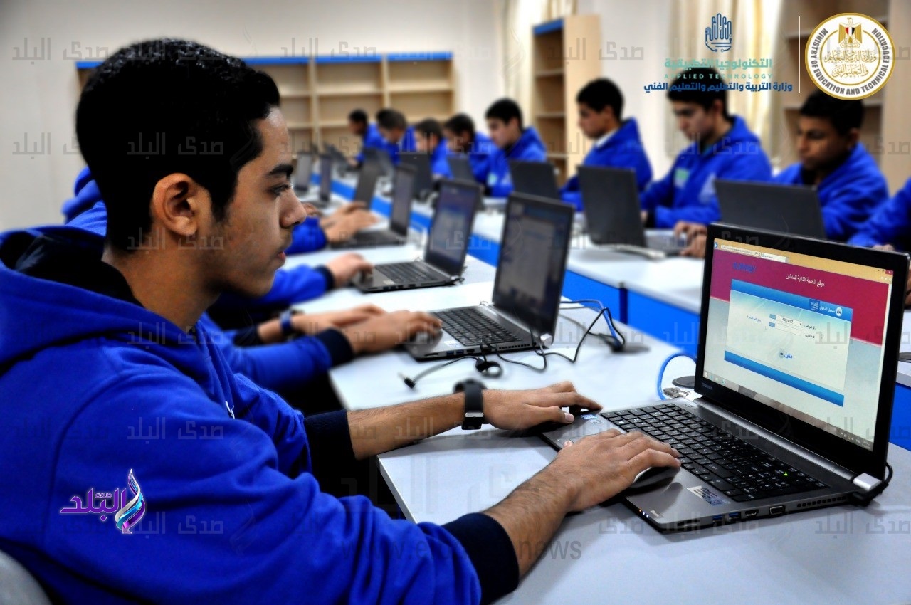 طلاب التعليم الفني 