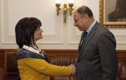سفير مصر بصوفيا مع رئيسة البرلمان البلغاري 